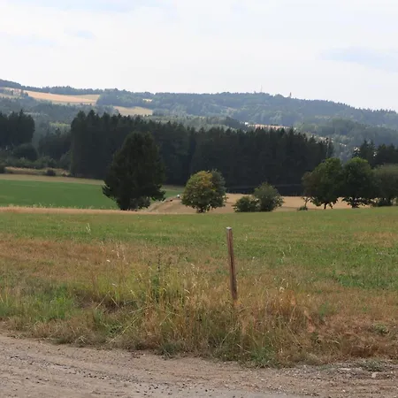 Ferienoase Uebern Zottbachtal *